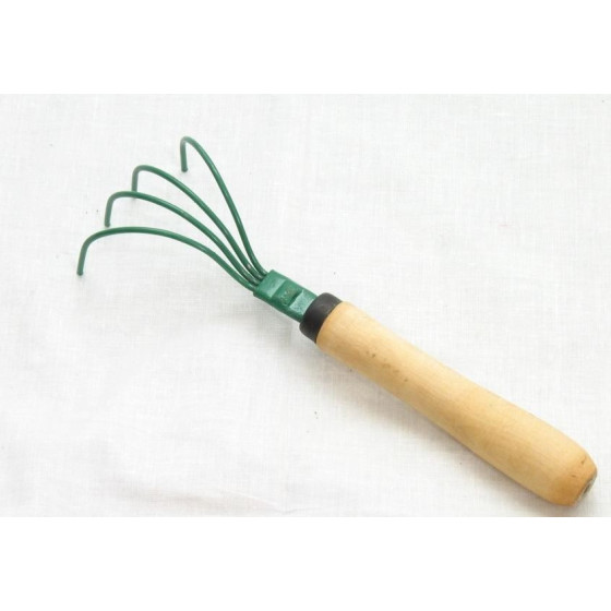 Rokas instruments...